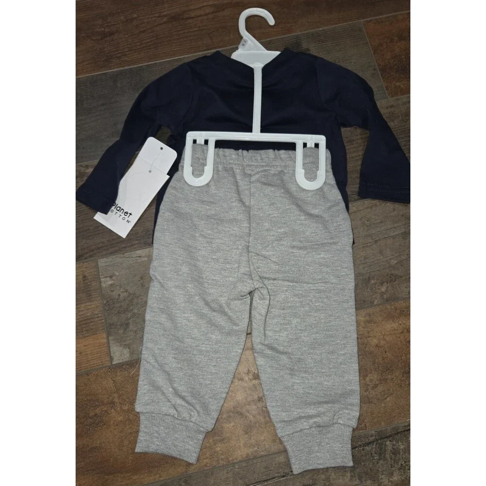 Planet Cotton I Dig Christmas 2pc Baby Outfit NWT Sz 12M B9